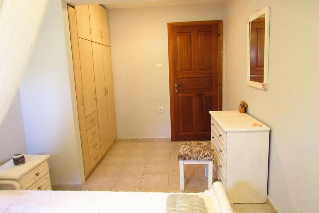 Christie'S Ground Floor Apartment By The Sea كاتو جاتزي المظهر الخارجي الصورة
