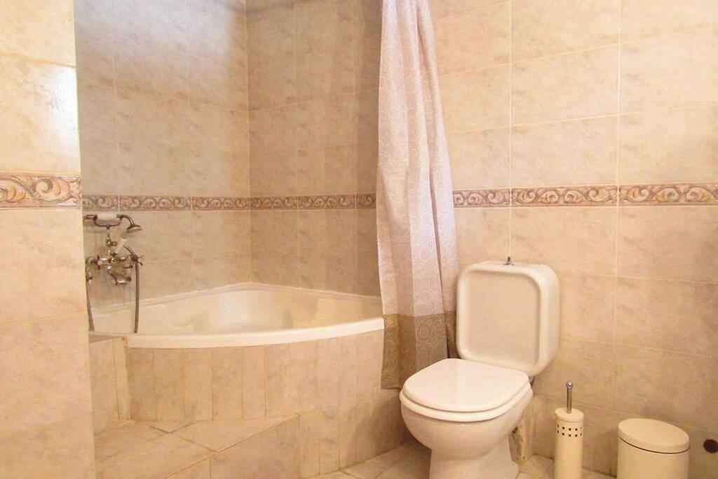 Christie'S Ground Floor Apartment By The Sea كاتو جاتزي المظهر الخارجي الصورة