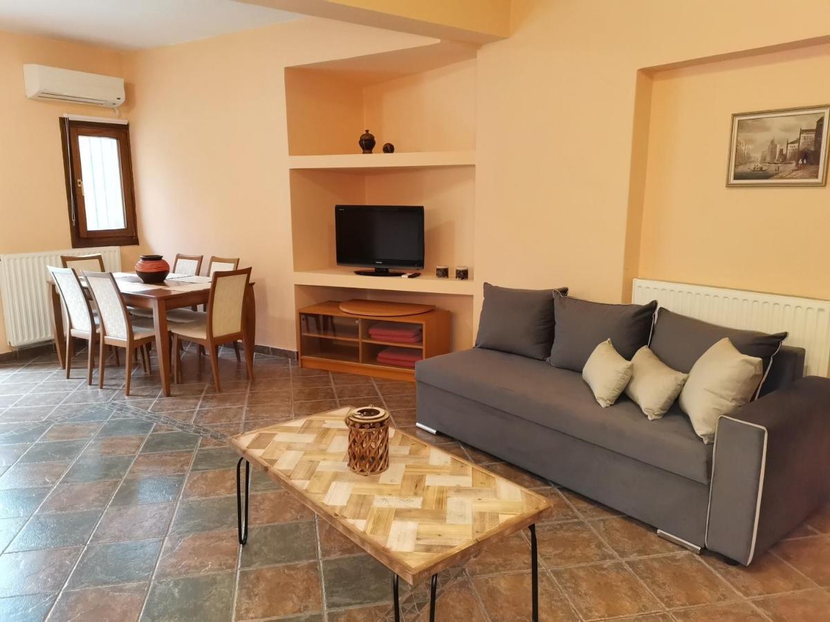 Christie'S Ground Floor Apartment By The Sea كاتو جاتزي المظهر الخارجي الصورة